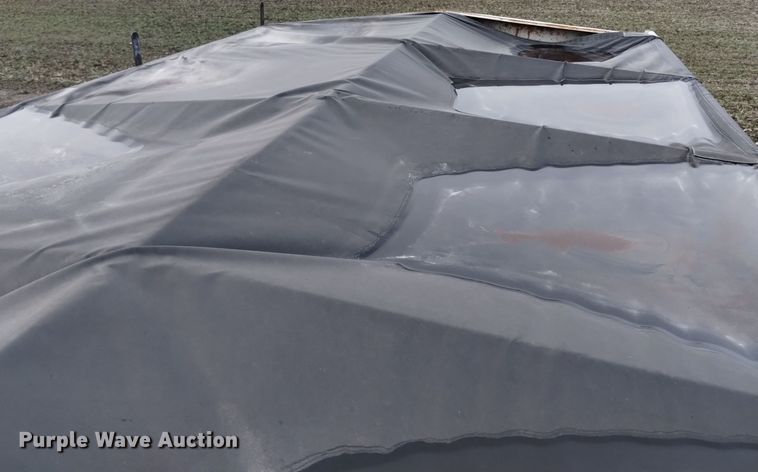 image for item EH0076 Convey-All BTS300 seed tender