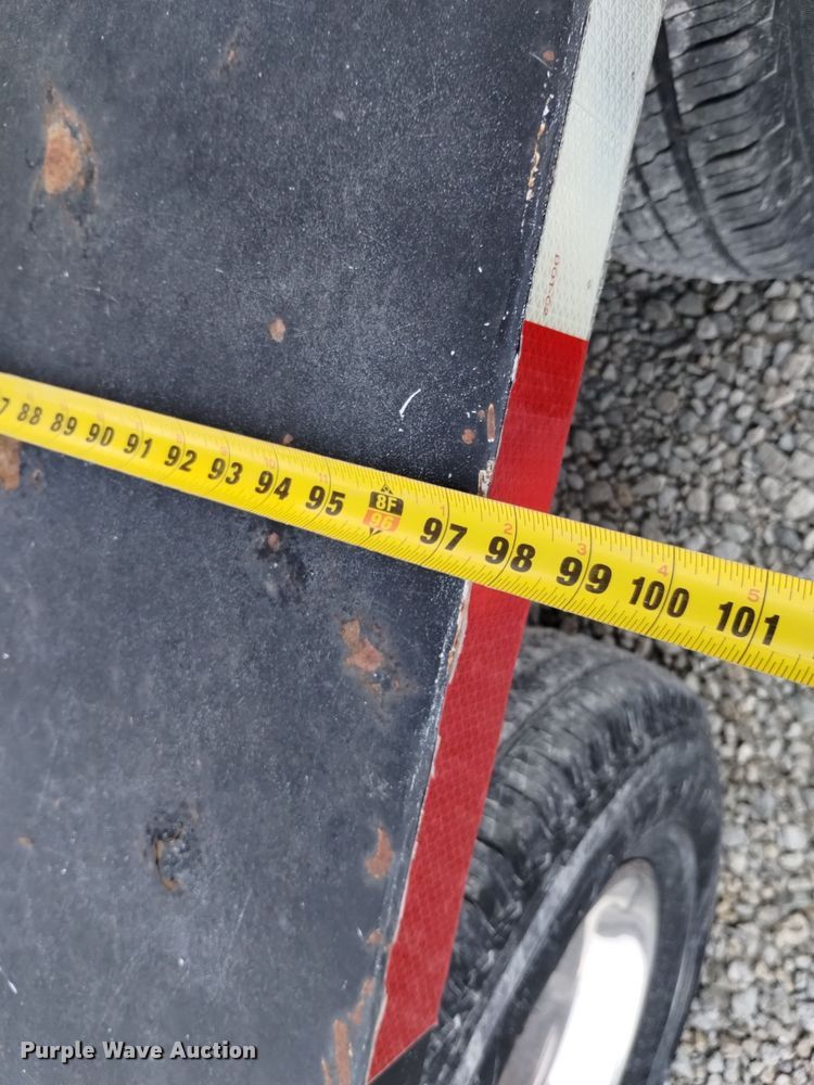 image for item EH0076 Convey-All BTS300 seed tender