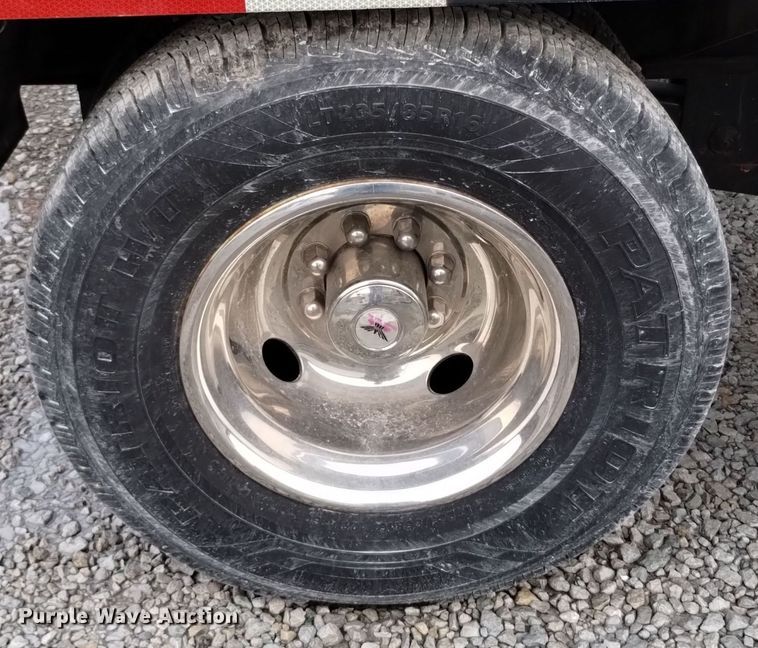 image for item EH0076 Convey-All BTS300 seed tender