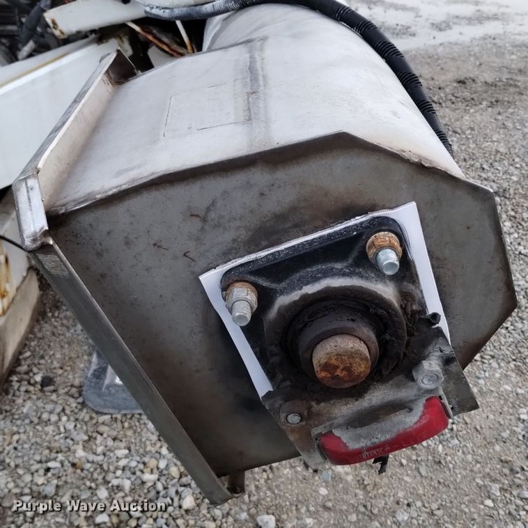 image for item EH0077 Chandler 16  fertilizer delivery bed