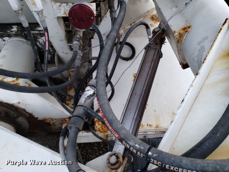 image for item EH0077 Chandler 16  fertilizer delivery bed