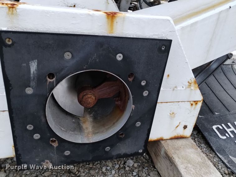 image for item EH0077 Chandler 16  fertilizer delivery bed