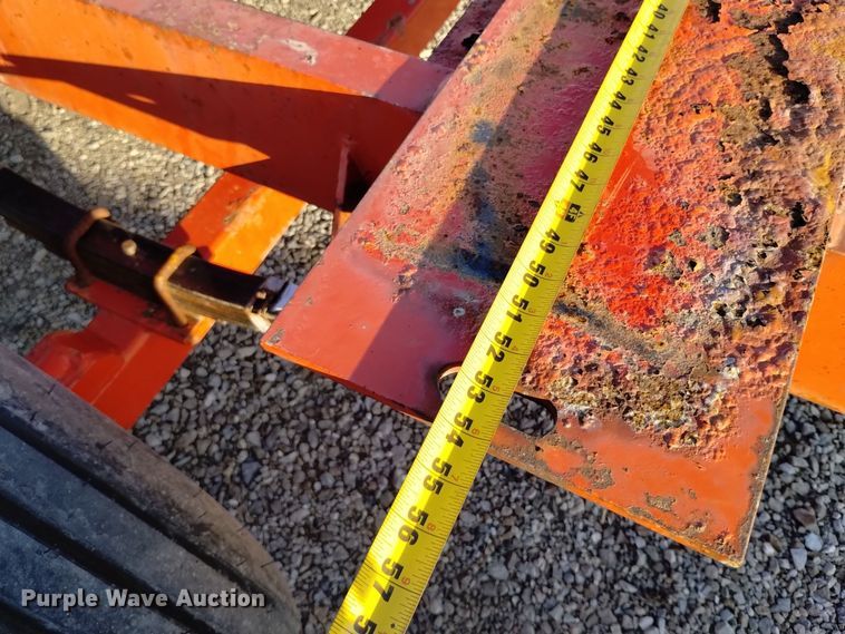 image for item EH0090 Countrymark Coop 2610 running gear