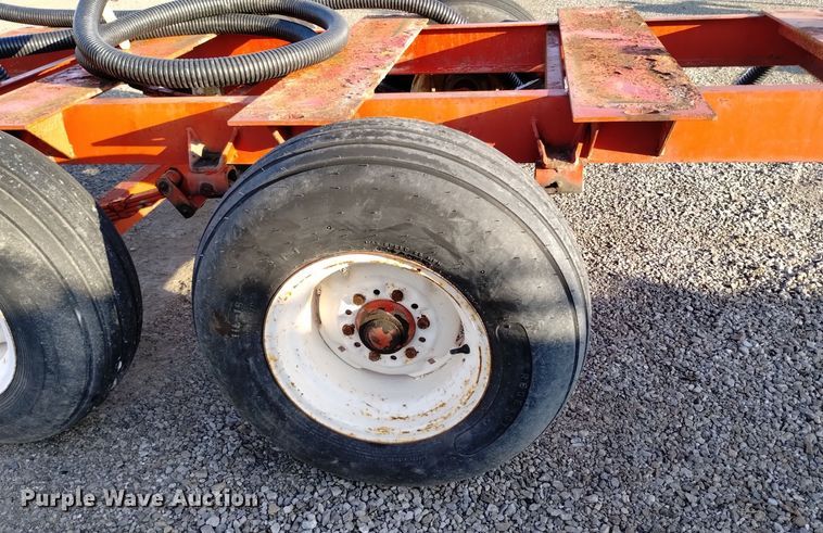 image for item EH0090 Countrymark Coop 2610 running gear