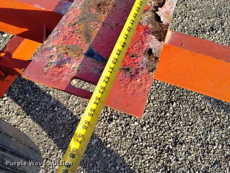 image for item EH0091 Countrymark Coop 2610 running gear