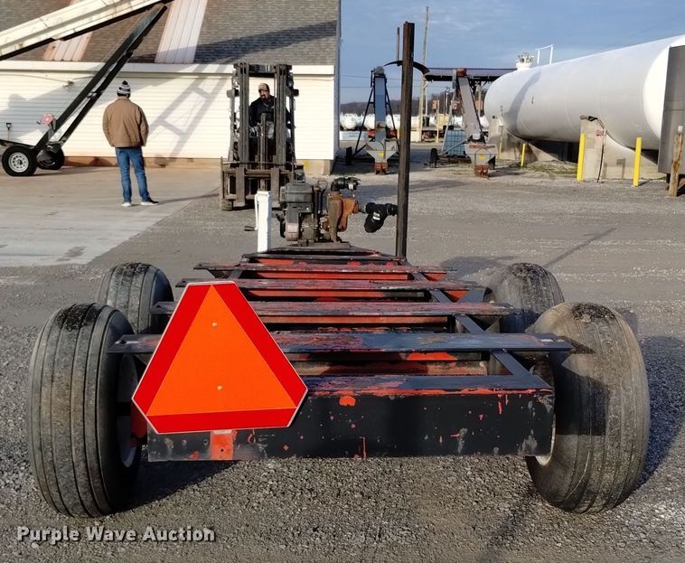 image for item EH0092 Countrymark Coop 2610 running gear