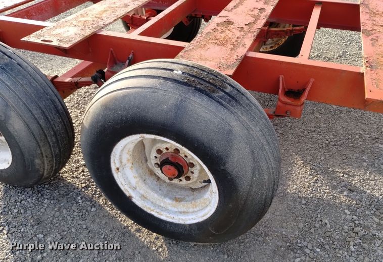 image for item EH0093 Countrymark 2610 running gear