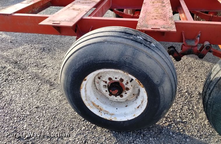 image for item EH0093 Countrymark 2610 running gear