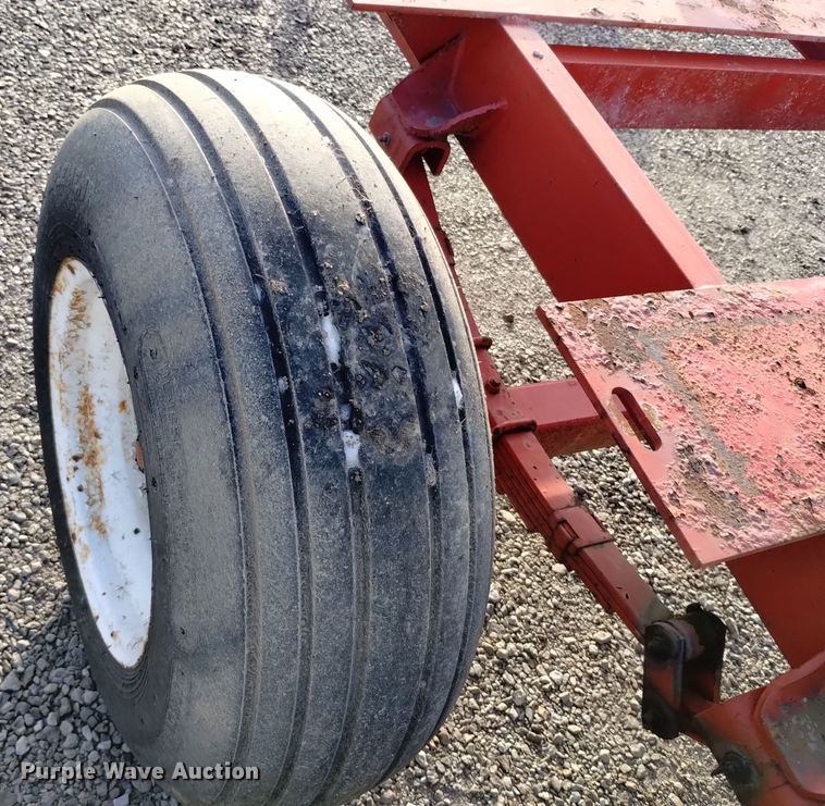 image for item EH0093 Countrymark 2610 running gear