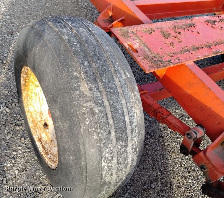 image for item EH0093 Countrymark 2610 running gear