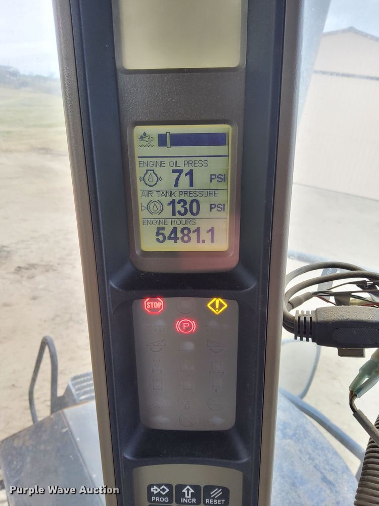 image for item EH0102 2012 Case IH Titan 4530 applicator