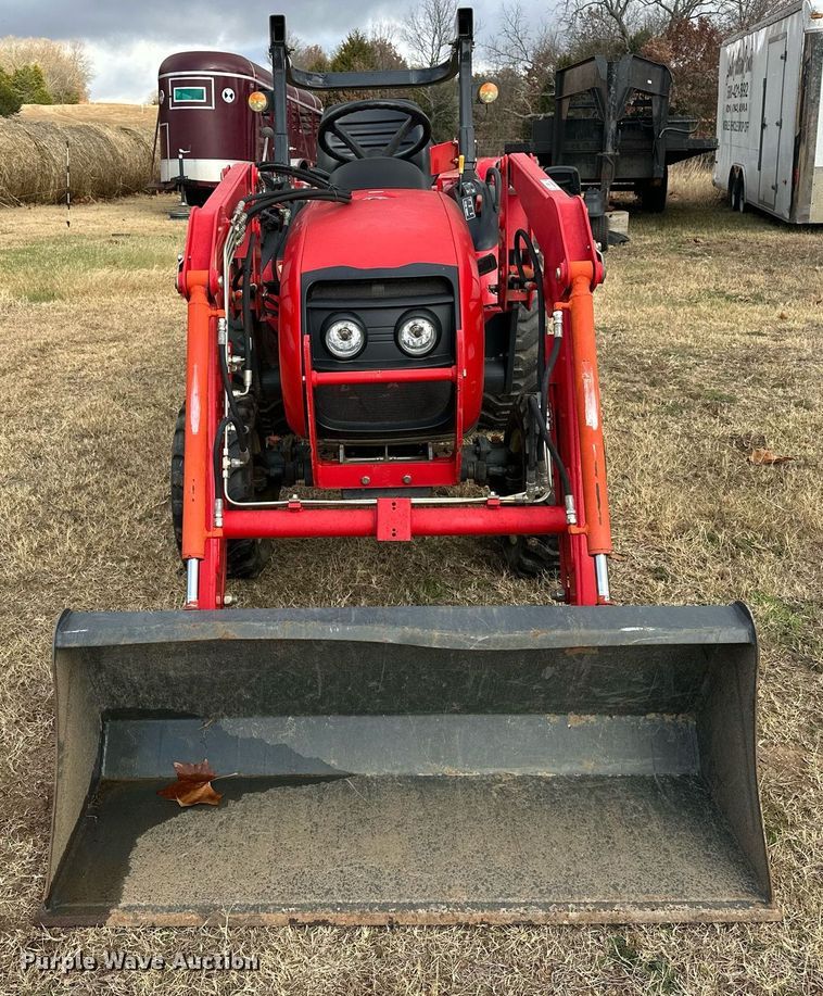 image for item EJ5269 Branson 2800 MFWD tractor