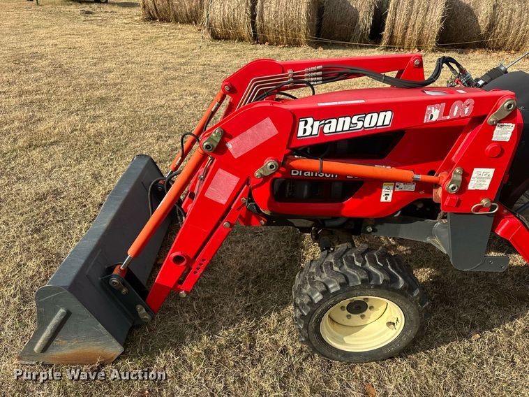 image for item EJ5269 Branson 2800 MFWD tractor