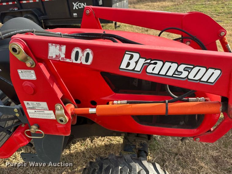 image for item EJ5269 Branson 2800 MFWD tractor