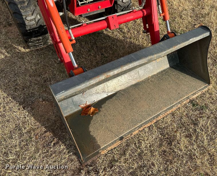 image for item EJ5269 Branson 2800 MFWD tractor