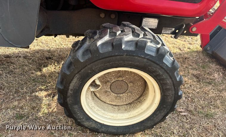 image for item EJ5269 Branson 2800 MFWD tractor