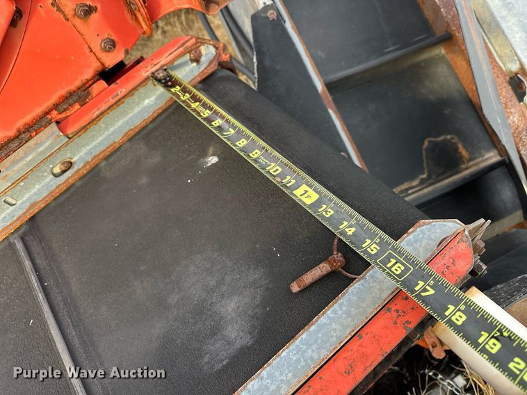 image for item EJ5317 Byron 103 corn picker