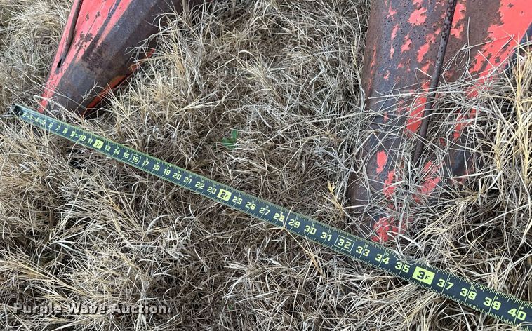 image for item EJ5317 Byron 103 corn picker