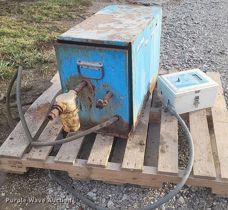 image for item EJ8146 (2) N-serve pumps