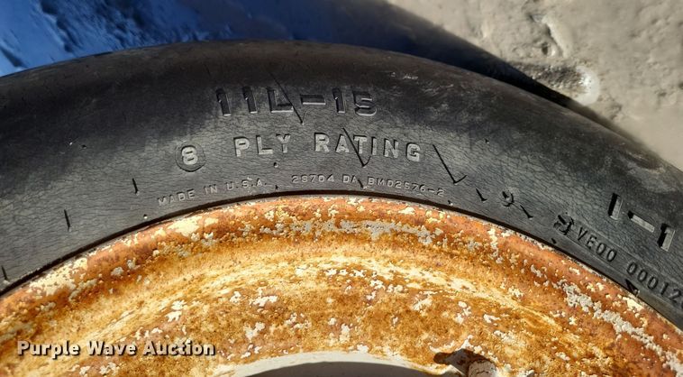 image for item EJ8150 CountryMark Co-Op 2010 running gear