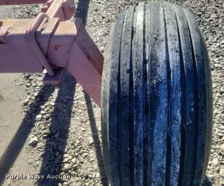 image for item EJ8150 CountryMark Co-Op 2010 running gear