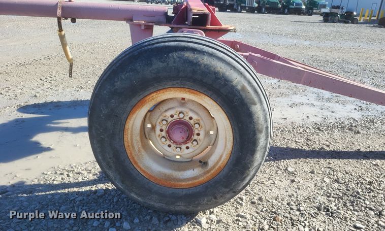 image for item EJ8150 CountryMark Co-Op 2010 running gear