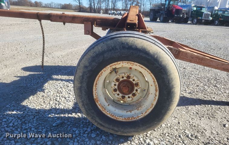 image for item EJ8151 Clark running gear 