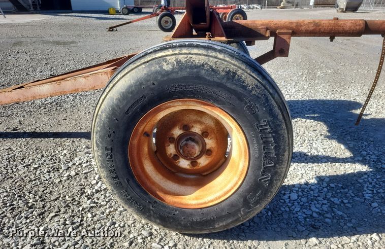 image for item EJ8151 Clark running gear 