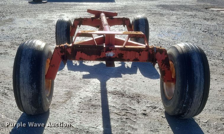 image for item EJ8152 CountryMark Co-Op 2010 running gear 