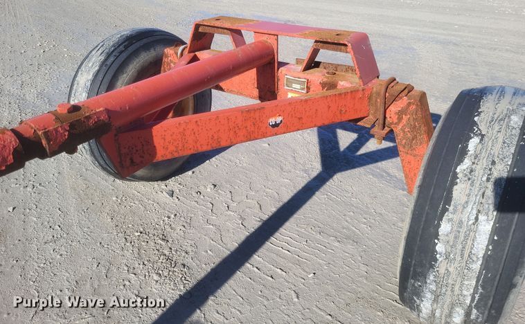 image for item EJ8152 CountryMark Co-Op 2010 running gear 