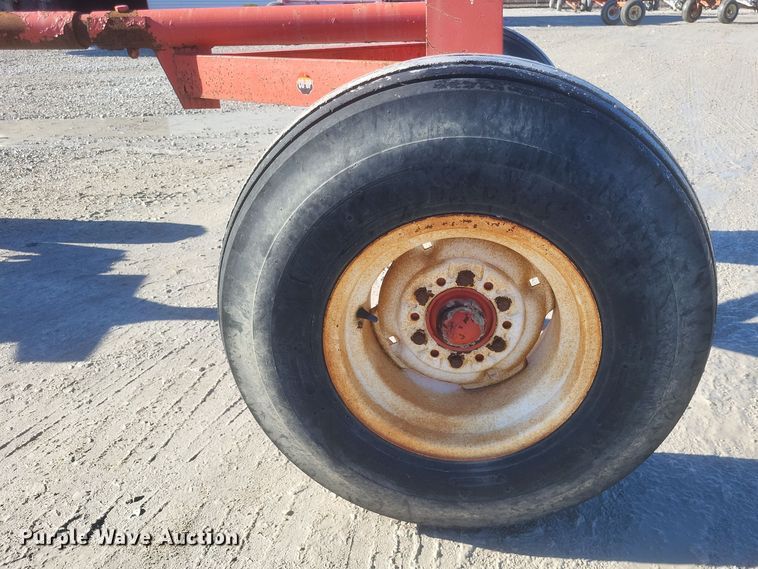 image for item EJ8152 CountryMark Co-Op 2010 running gear 