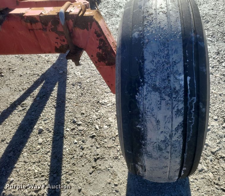 image for item EJ8152 CountryMark Co-Op 2010 running gear 