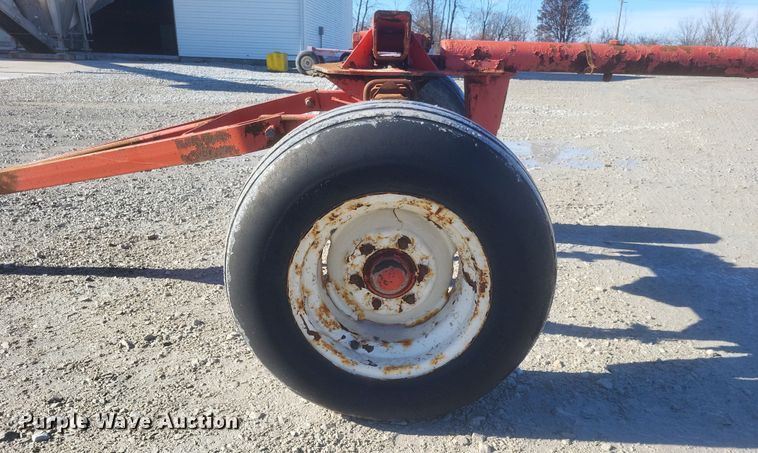 image for item EJ8152 CountryMark Co-Op 2010 running gear 