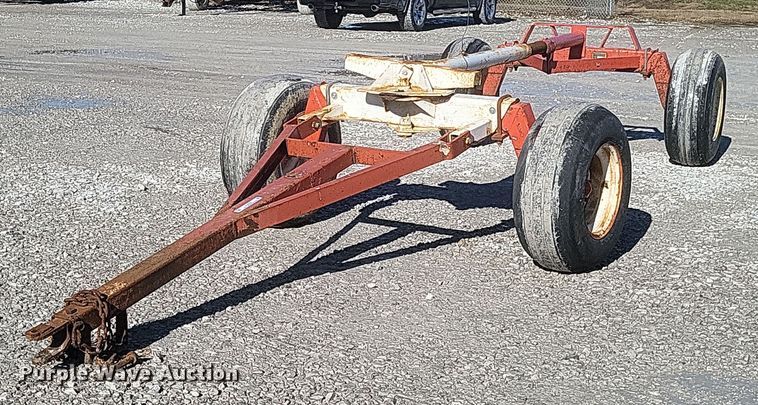 image for item EJ8153 CountryMark Co-Op 2020 running gear 