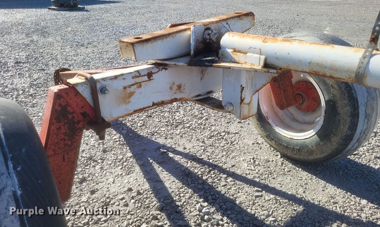 image for item EJ8153 CountryMark Co-Op 2020 running gear 