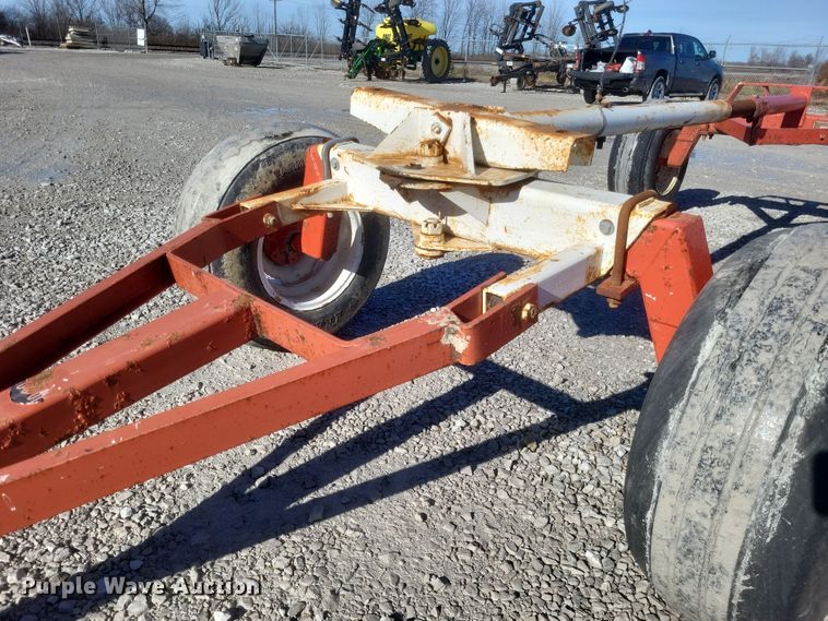 image for item EJ8153 CountryMark Co-Op 2020 running gear 