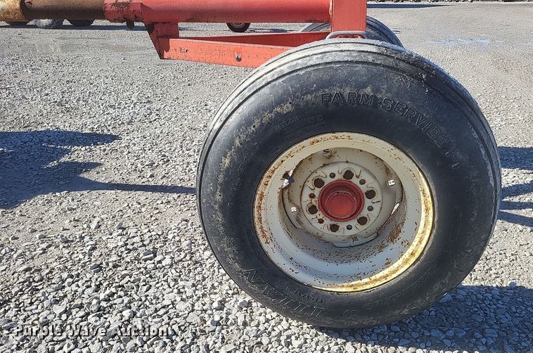 image for item EJ8153 CountryMark Co-Op 2020 running gear 