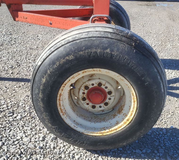 image for item EJ8153 CountryMark Co-Op 2020 running gear 