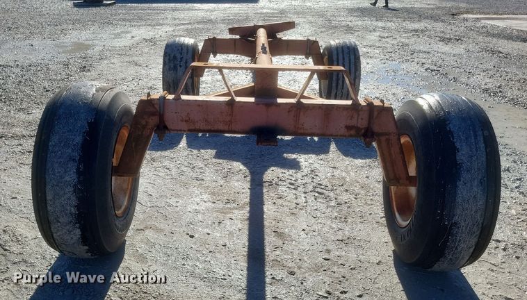 image for item EJ8154 Clark 2020 running gear 