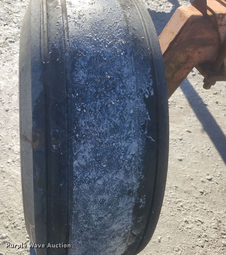 image for item EJ8154 Clark 2020 running gear 