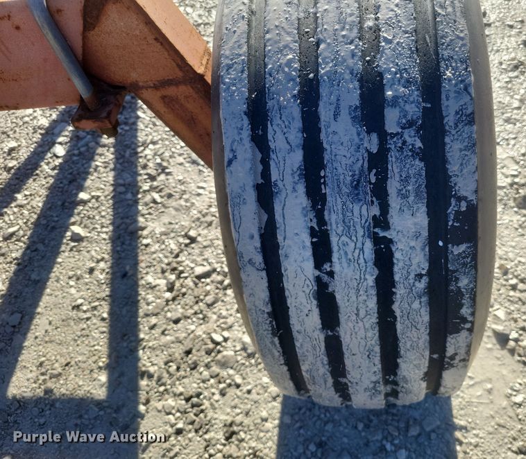 image for item EJ8154 Clark 2020 running gear 