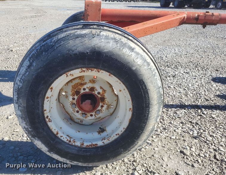 image for item EJ8155 Clark running gear 