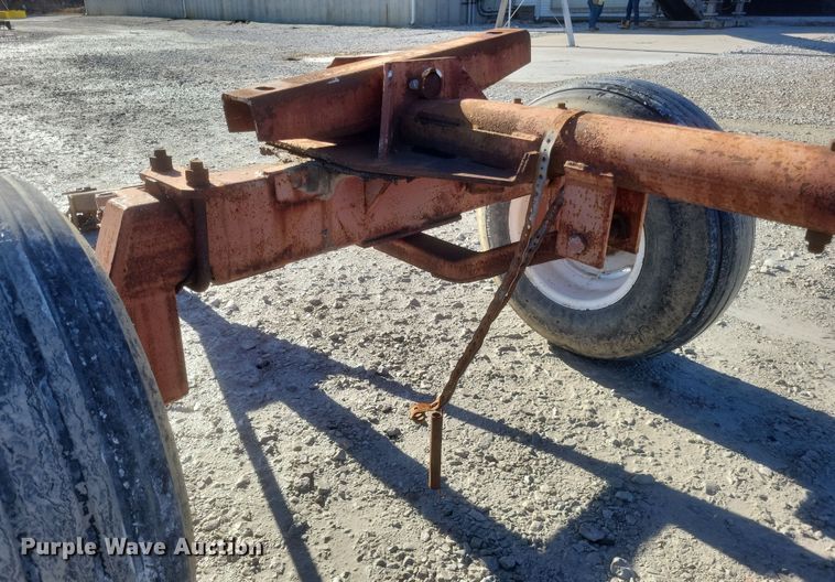 image for item EJ8156 Running gear 