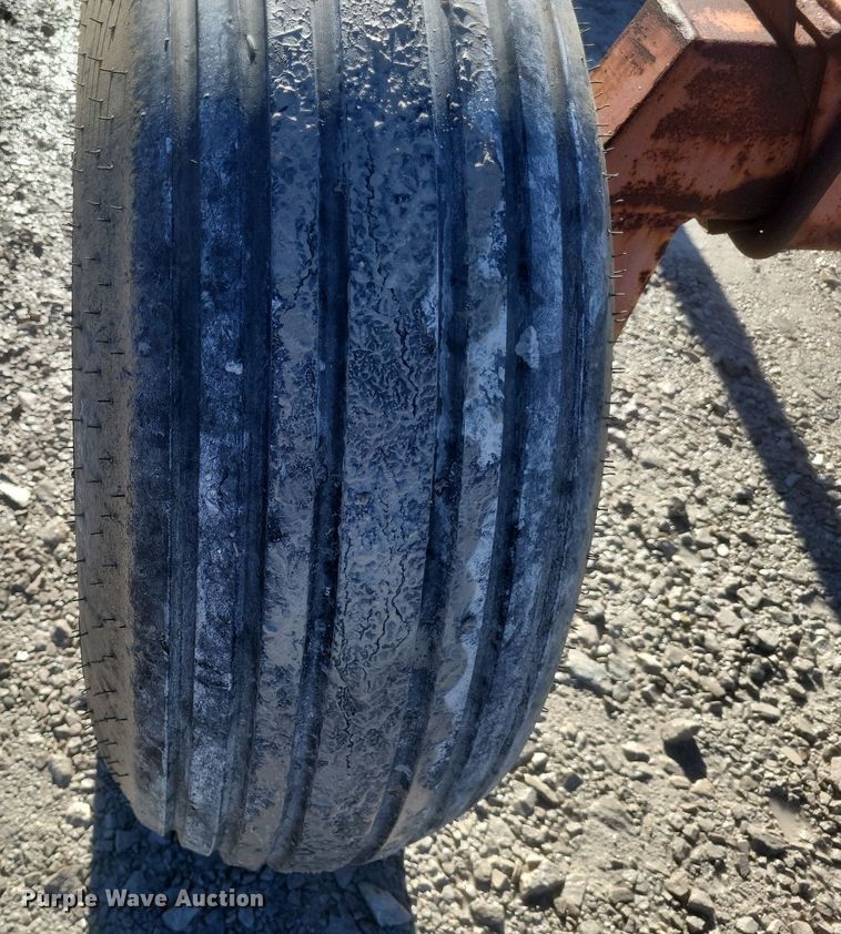 image for item EJ8156 Running gear 