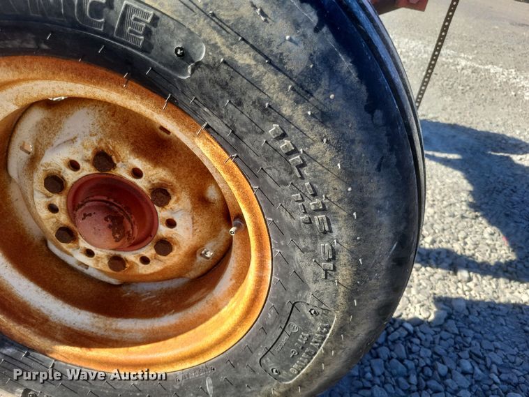 image for item EJ8157 Running gear 