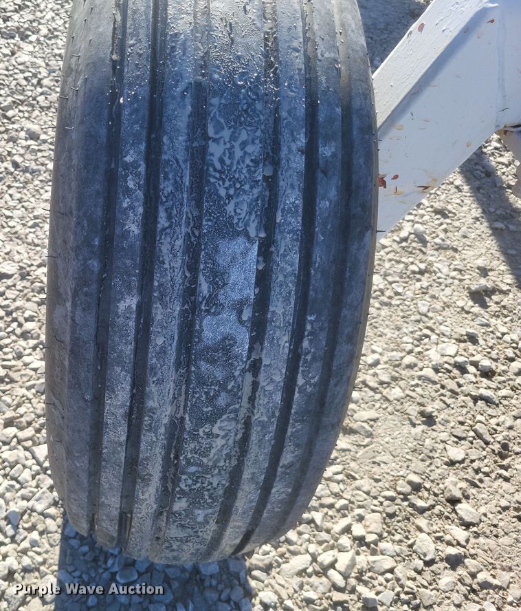 image for item EJ8161 Running gear 