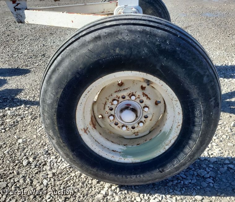 image for item EJ8161 Running gear 