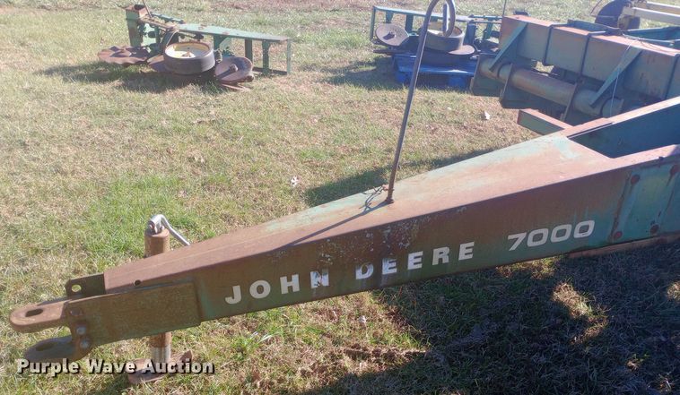 image for item EN8641 John Deere 7000 no-till planter