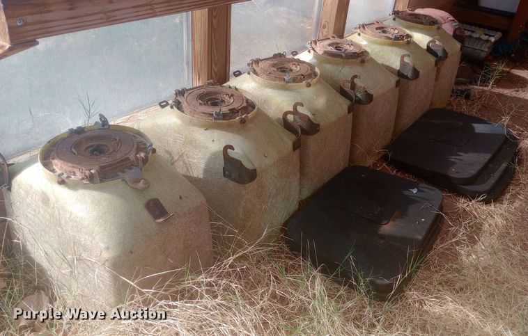 image for item EN8641 John Deere 7000 no-till planter