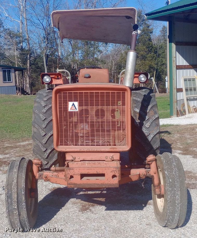 image for item EN8642 Allis-Chalmers 160 tractor